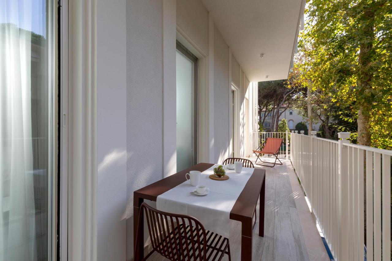 Two-Bedroom Apartment,1332695084:JPEG