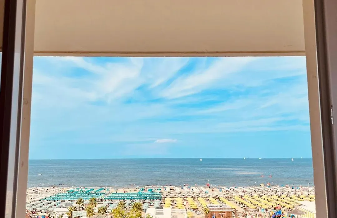 Hotel Gran San Bernardo - RICCIONE - FRONTE MARE CON RISTORANTE-1