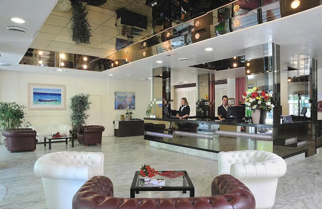 Hotel Vittoria-1
