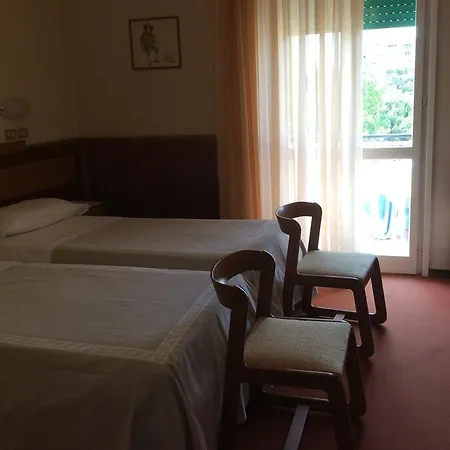 Hotel Vienna Touring-3