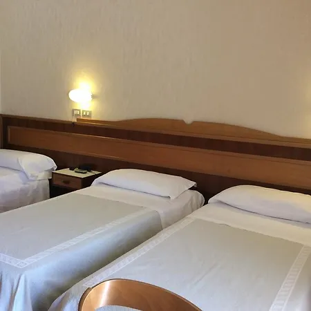 Hotel Vienna Touring-2