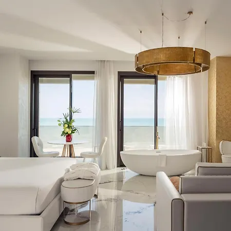 The Promenade Luxury Wellness Hotel-2