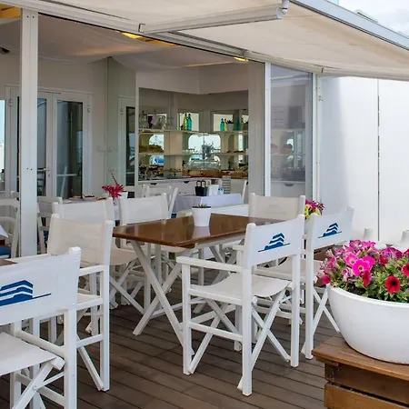 T-Suite Hotel-3